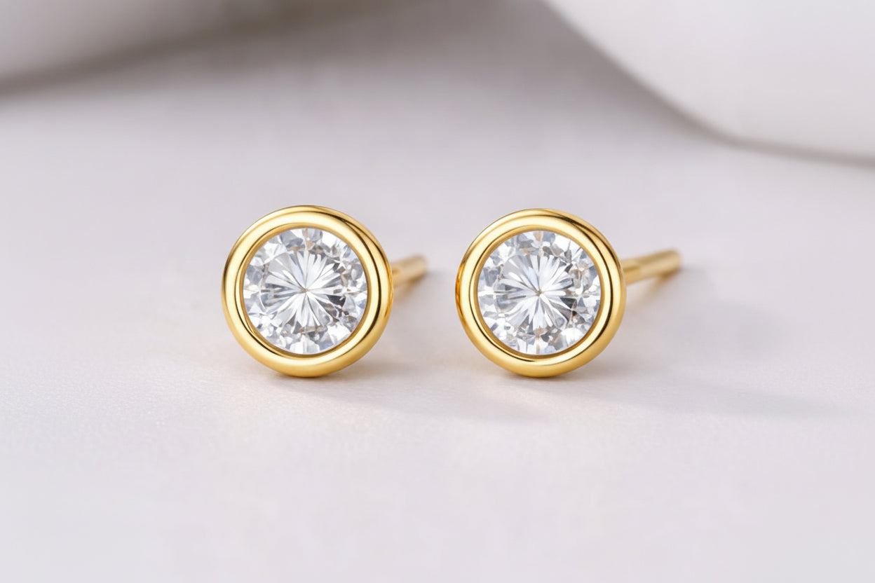 Lumière Bezel Studs