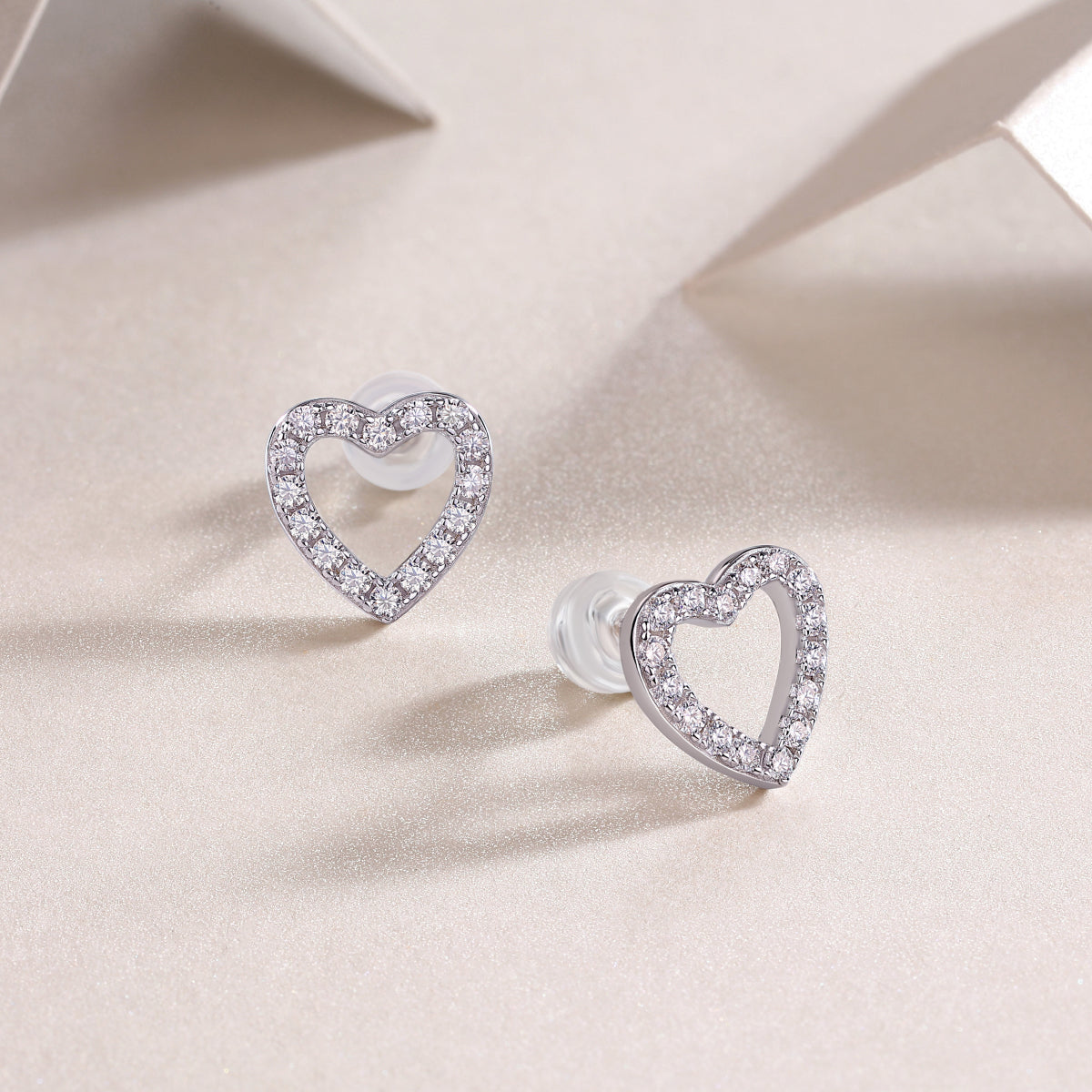 Everlove Pavé Heart Moissanite Studs